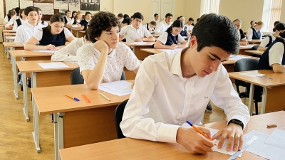 Аҟәа ақалақь ахадара иатәу амуниципалтә усбарҭа «Аҵарадырра анапхгара» иаҵанакуа ашколқәа рҟны имҩаԥысуеит аԥышәарақәа